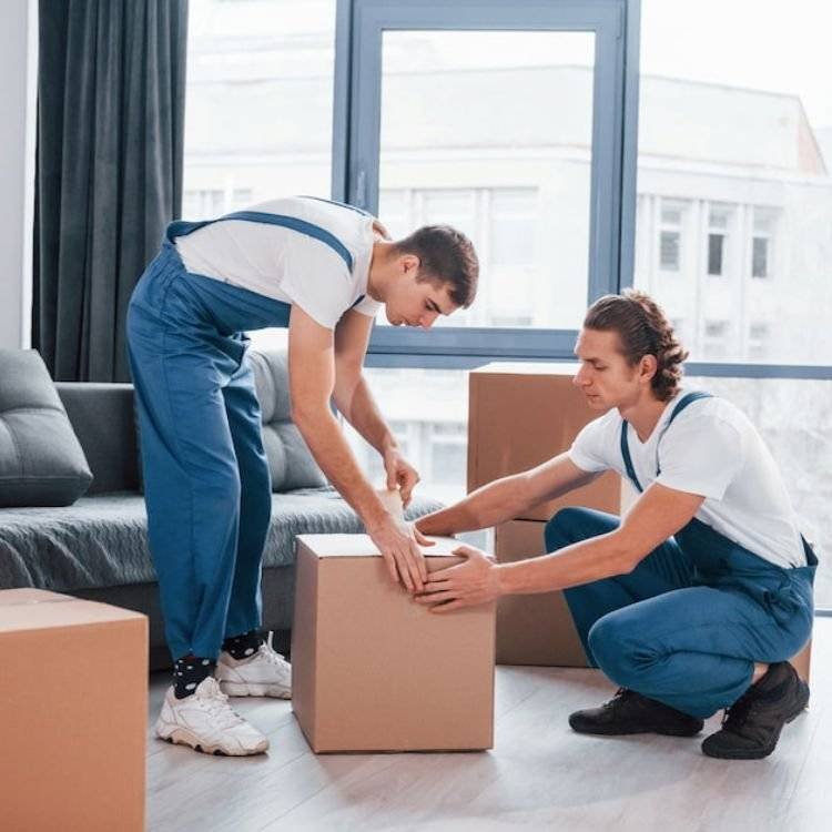 Luxury home movers in Dubai relocating furniture and décor with care